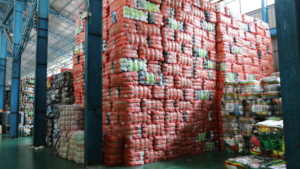 Secondhand clothing trade_Geryon factory